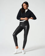 SPANXshape™ Faux Leather
Leggings